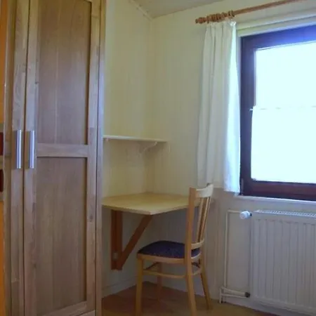 Prázdninový dům 6 Personen Mit Zwei Toiletten Und Carport In Zweiter Reihe Zum Deich In Otterndorf