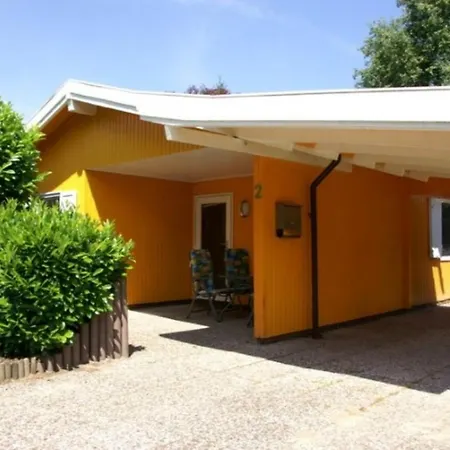 6 Personen Mit Zwei Toiletten Und Carport In Zweiter Reihe Zum Deich In * Otterndorf