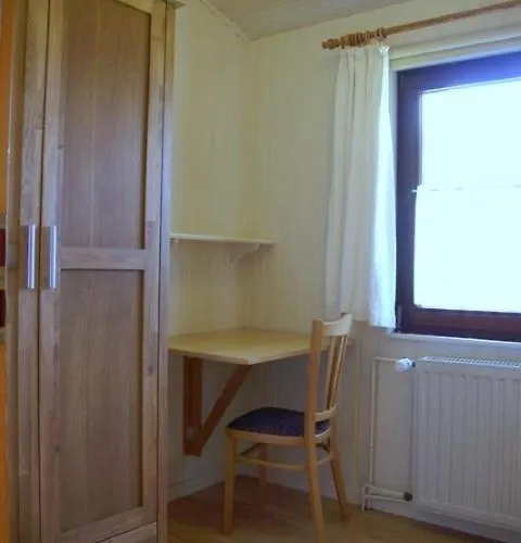 度假居 6 Personen Mit Zwei Toiletten Und Carport In Zweiter Reihe Zum Deich In 奥滕多夫
